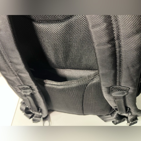 ORIGINAL PENGUIN 9 Pocket Laptop Backpack Padded back & straps - Black - Picture 9 of 16